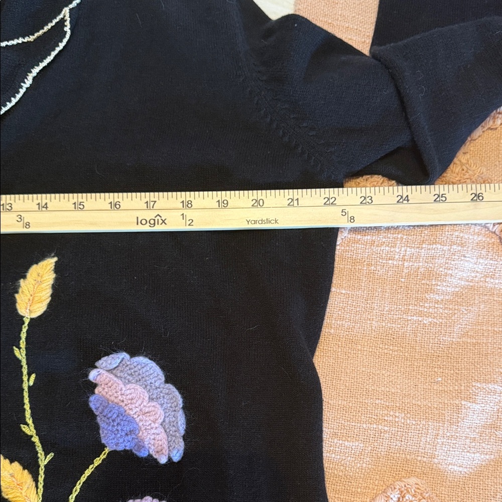 Whimsical Vintage Storybook Knits Floral Embroidered Black Cardigan 1X botanical - Picture 8 of 11